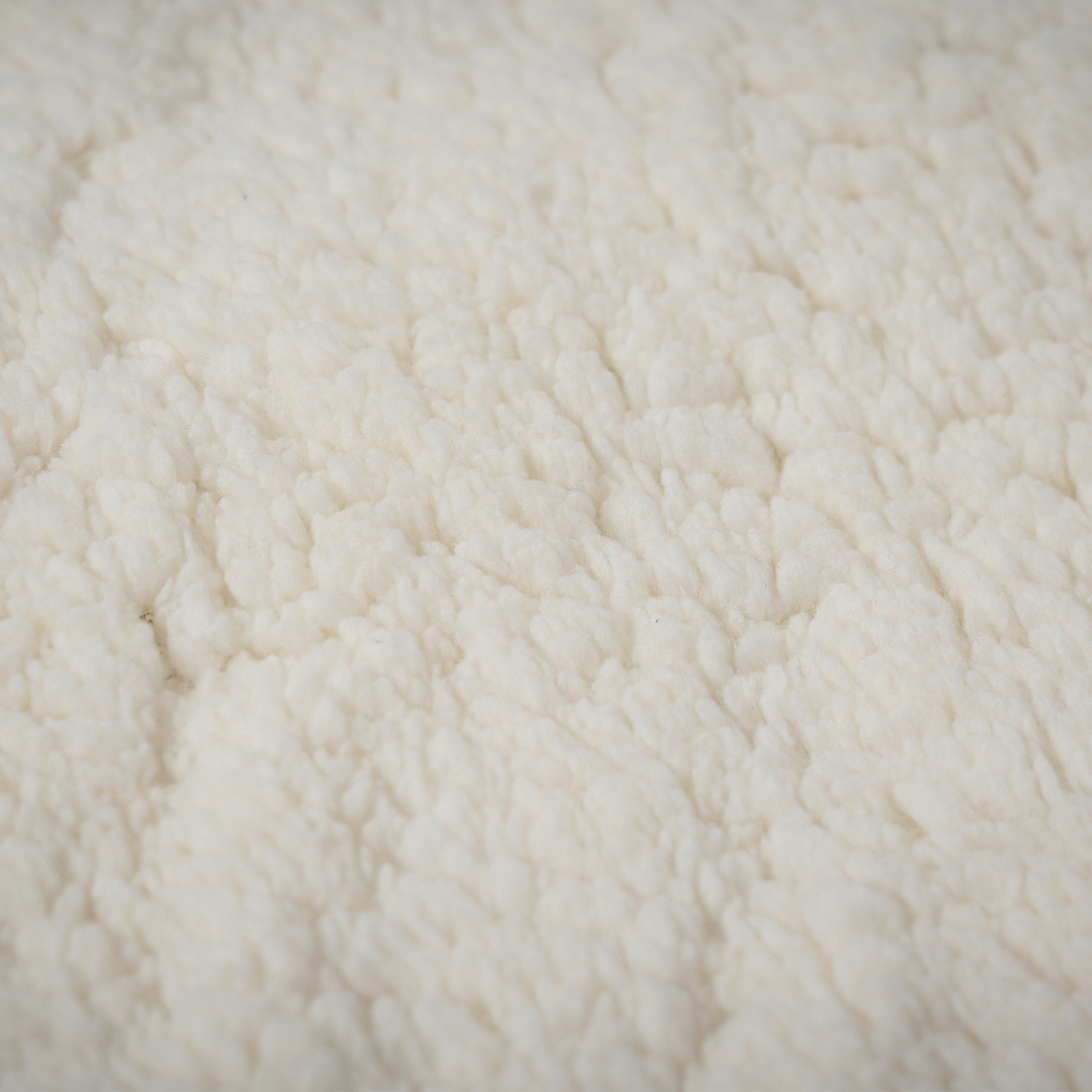 Hertha BSC Sherpadecke Fahne Navy Detailansicht