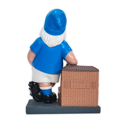 Hertha Gartenzwerg U-Bahnhof Rückansicht