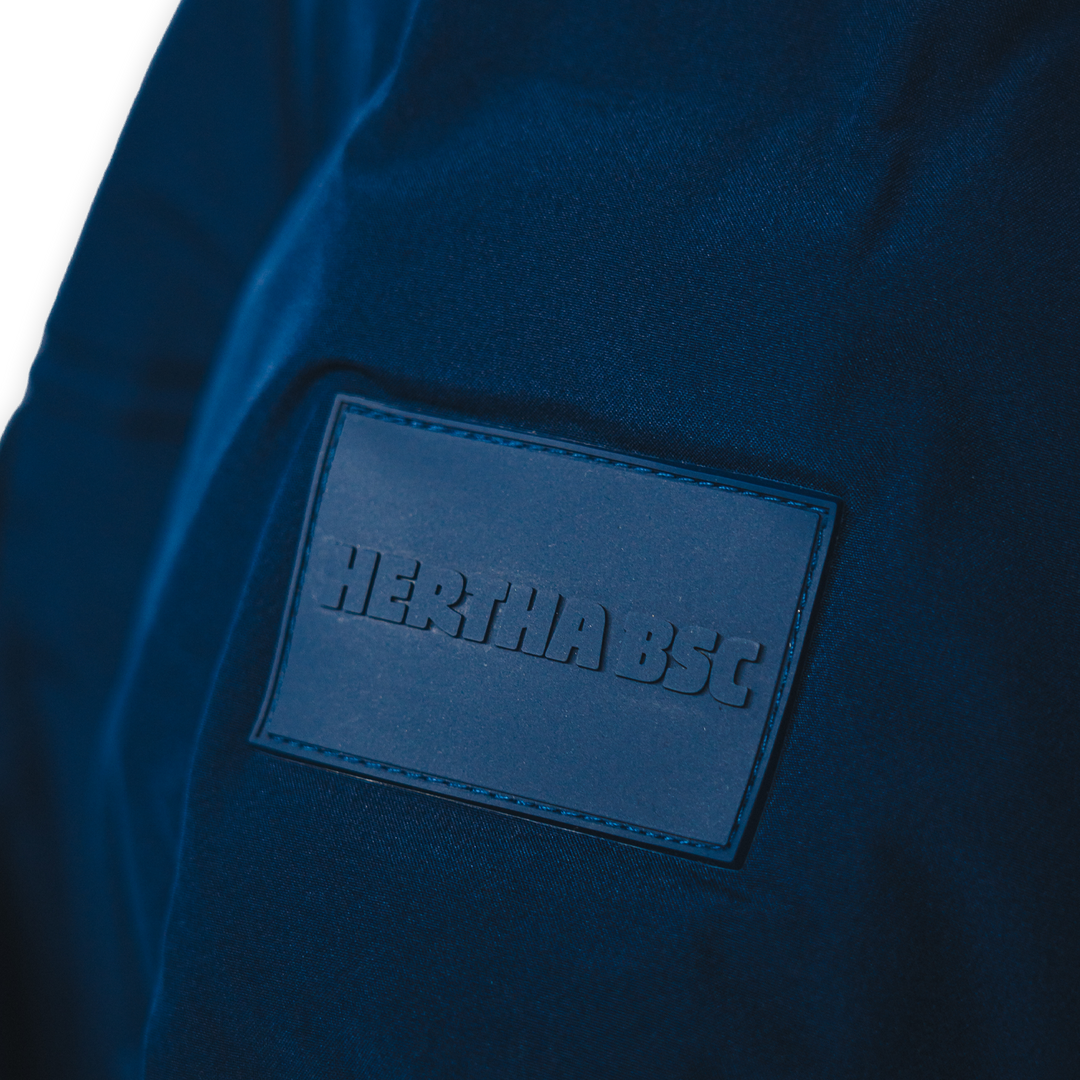 Hertha Jacke Navy Logo Detail