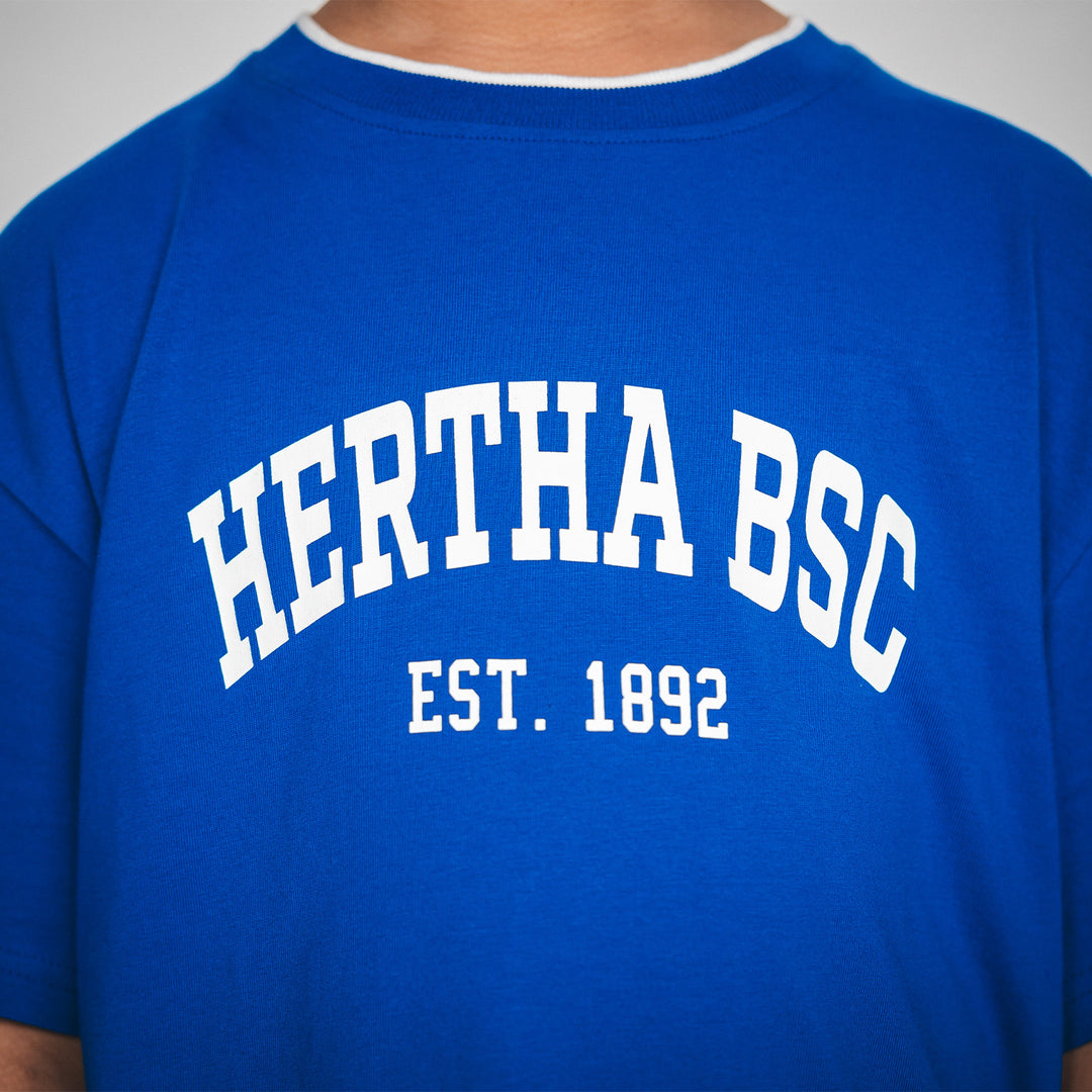 Hertha T-Shirt College Blau Kids Detail Vorderansicht