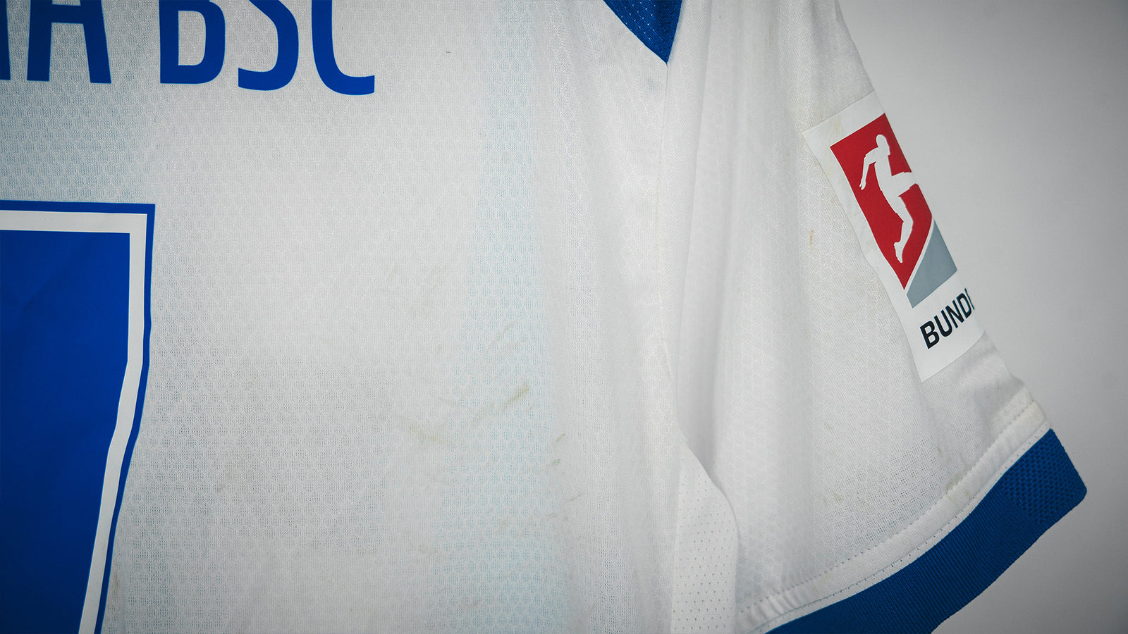 Hertha Matchworn Heimtrikot Brekalo 7 #VFLBSC Detail Gebrauchsspuren