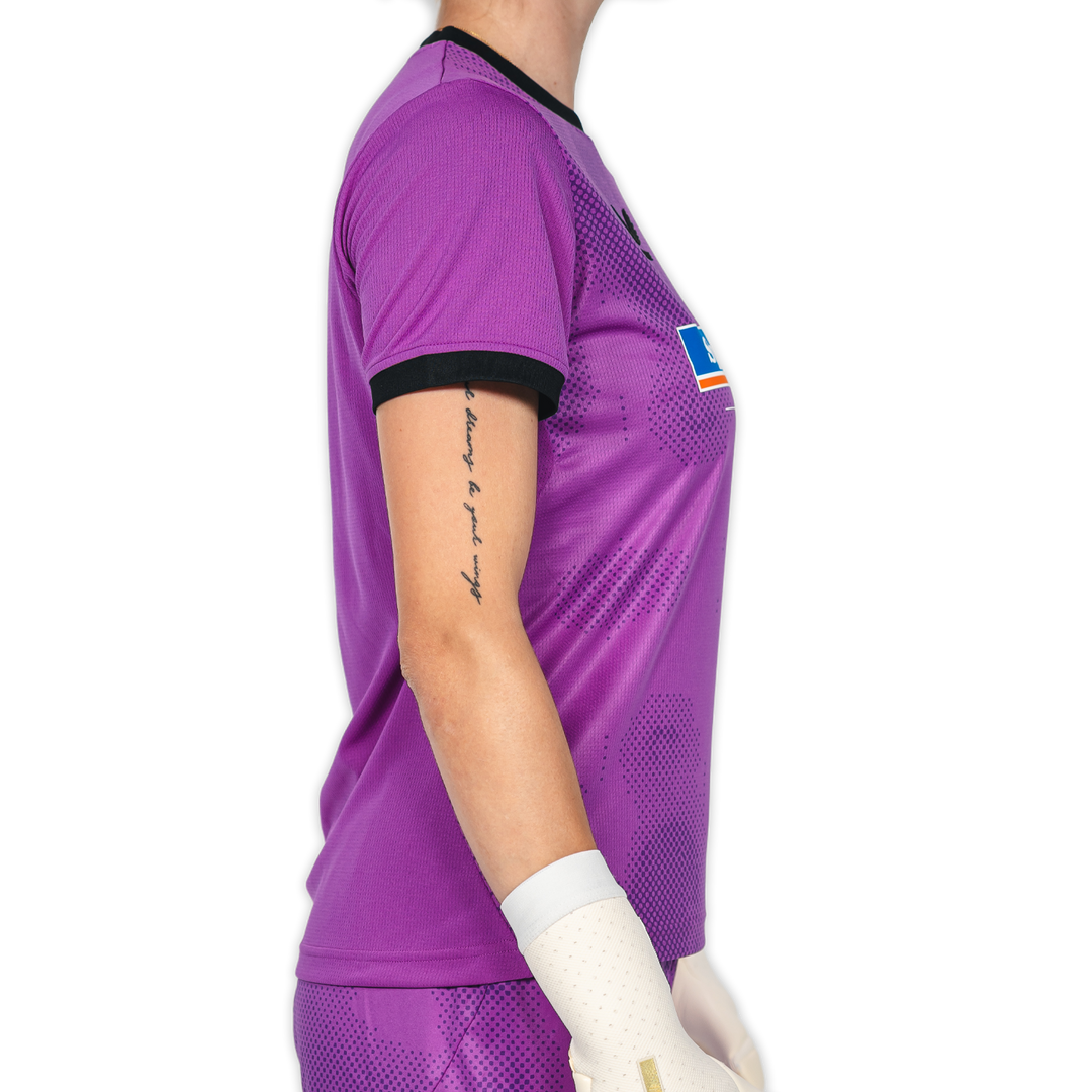 Hertha Torwarttrikot 26/27 violett Damenschnitt Seitenansicht rechts