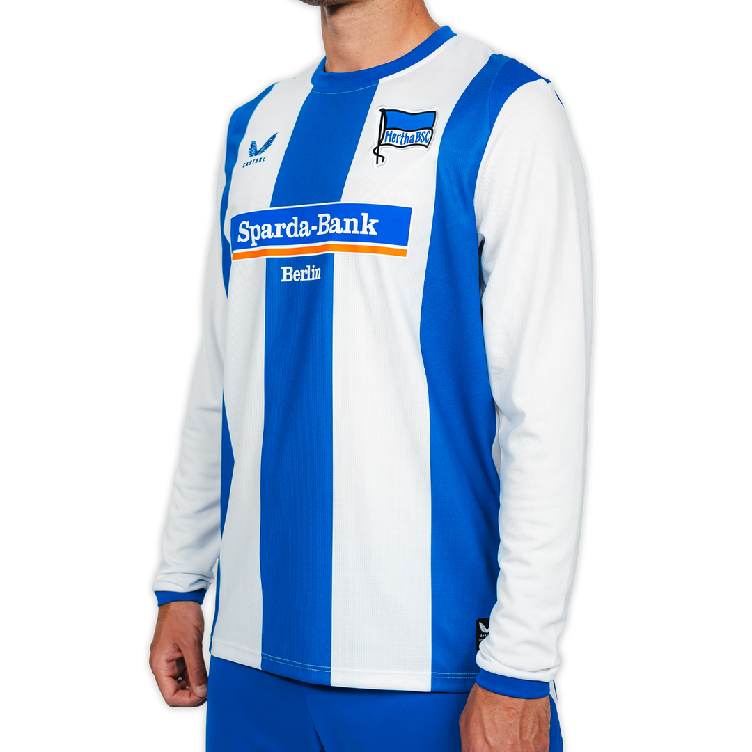 Hertha Heimtrikot 26/27 langarm Schrägansicht links