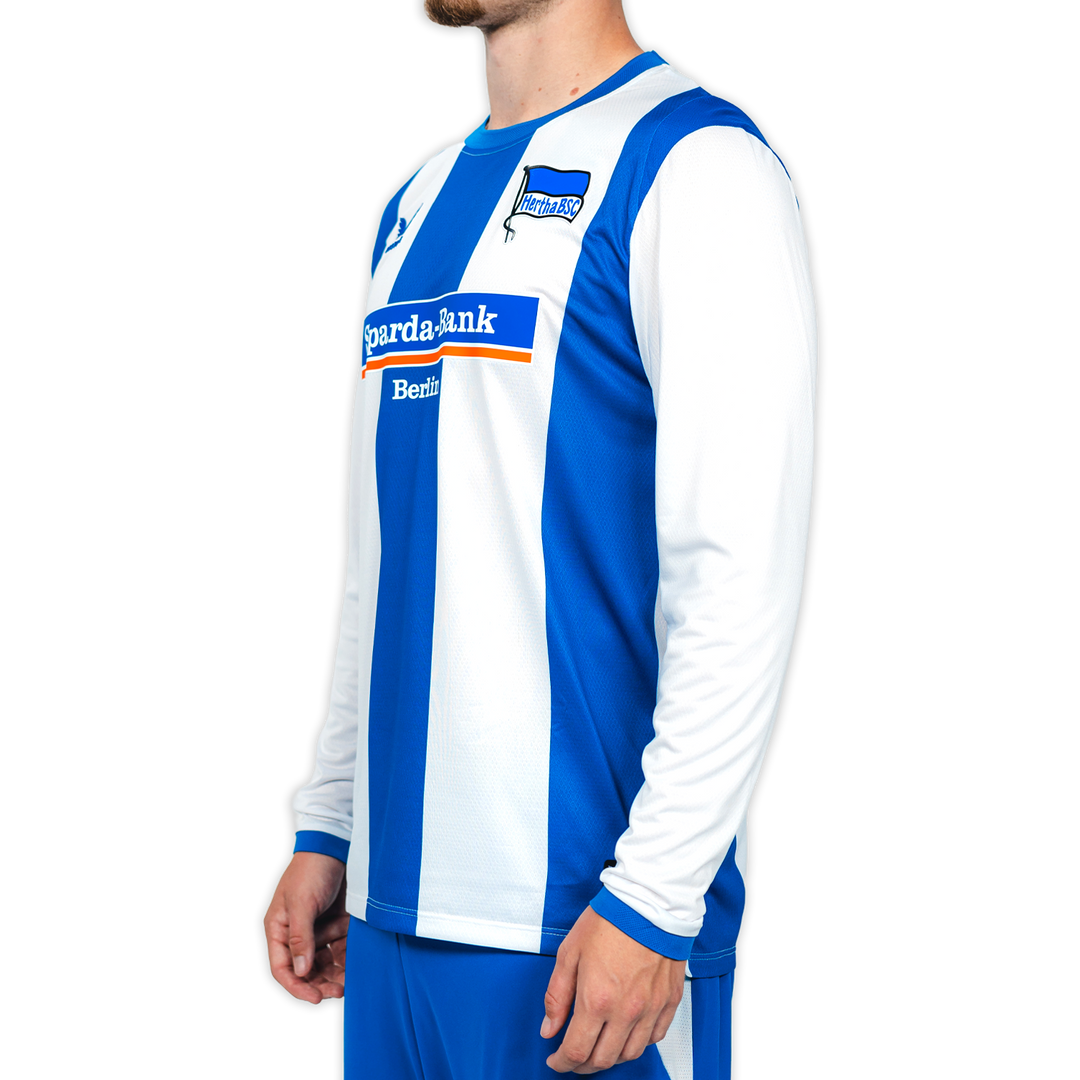 Hertha Heimtrikot Pro 26/27 langarm Schrägansicht links