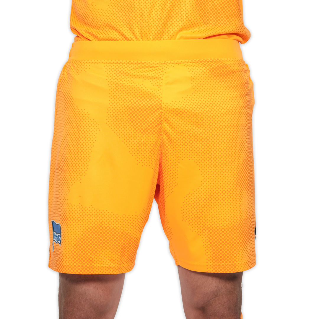 Hertha Torwartshorts 26/27 orange Vorderansicht