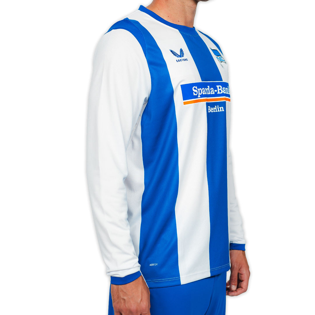 Hertha Heimtrikot 26/27 langarm Schrägansicht rechts