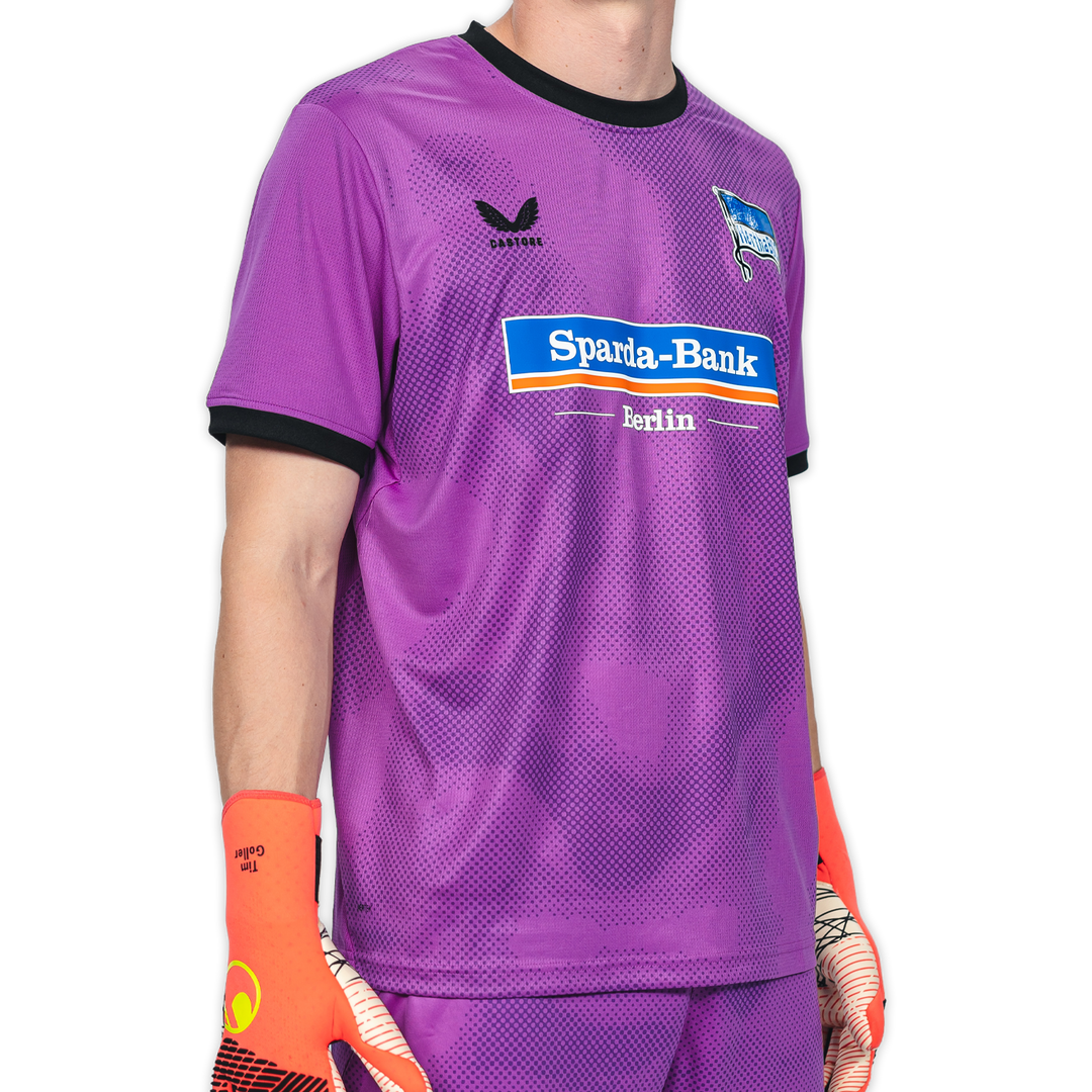 Hertha Torwarttrikot 26/27 violett kurzarm Schrägansicht rechts