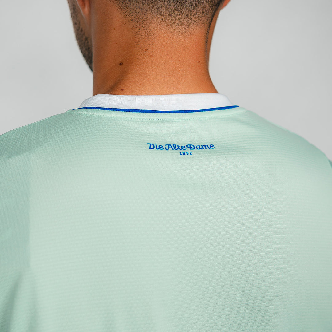 Hertha Ausweichtrikot 26/27 Detail Rückseite 