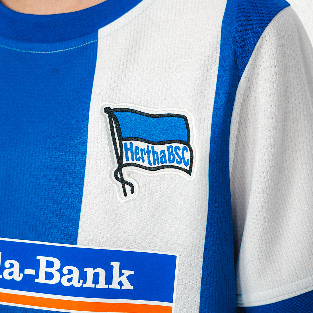 Hertha Heimtrikot Kids 26/27 Detail Hertha Fahne