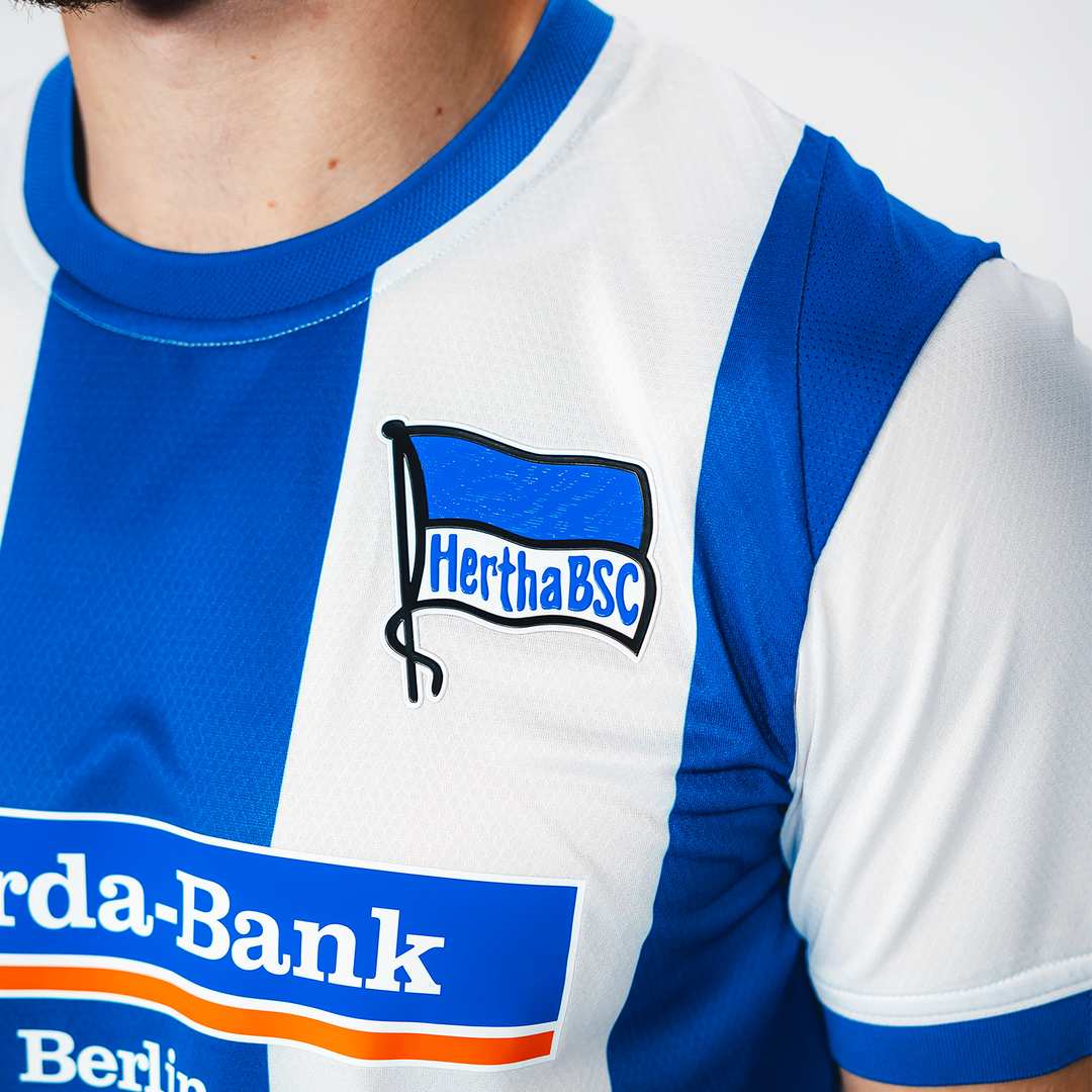 Hertha Heimtrikot Pro 26/27 Detail Hertha Fahne