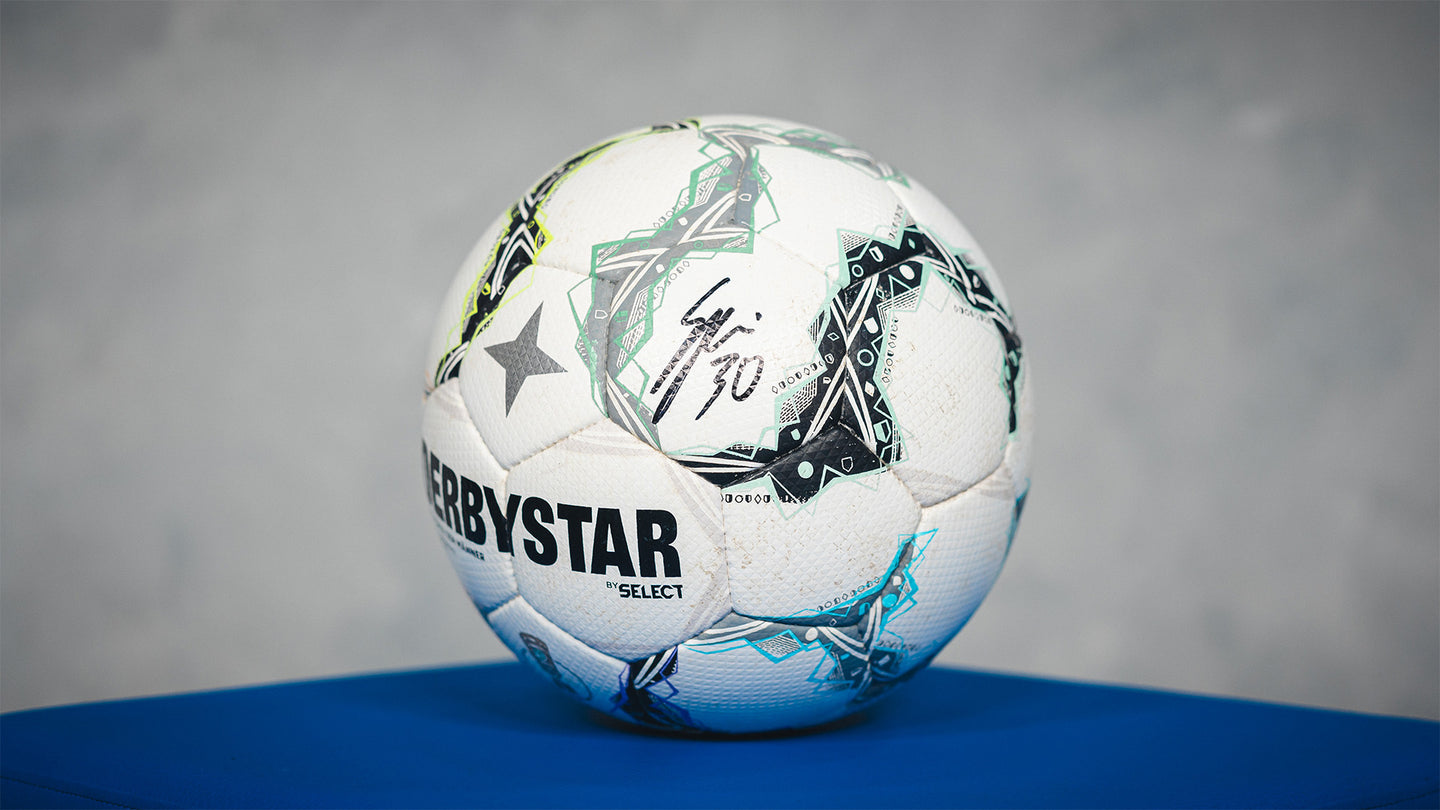 Hertha Original DFB Pokal Spielball #FCSBSC Unterschrift Paul Seguin