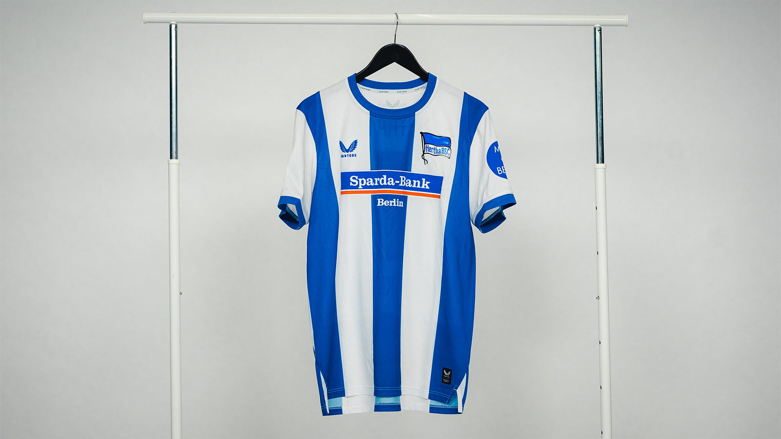 Hertha Matchworn Heimtrikot Sessa 8 #BSCFCM Vorderseite