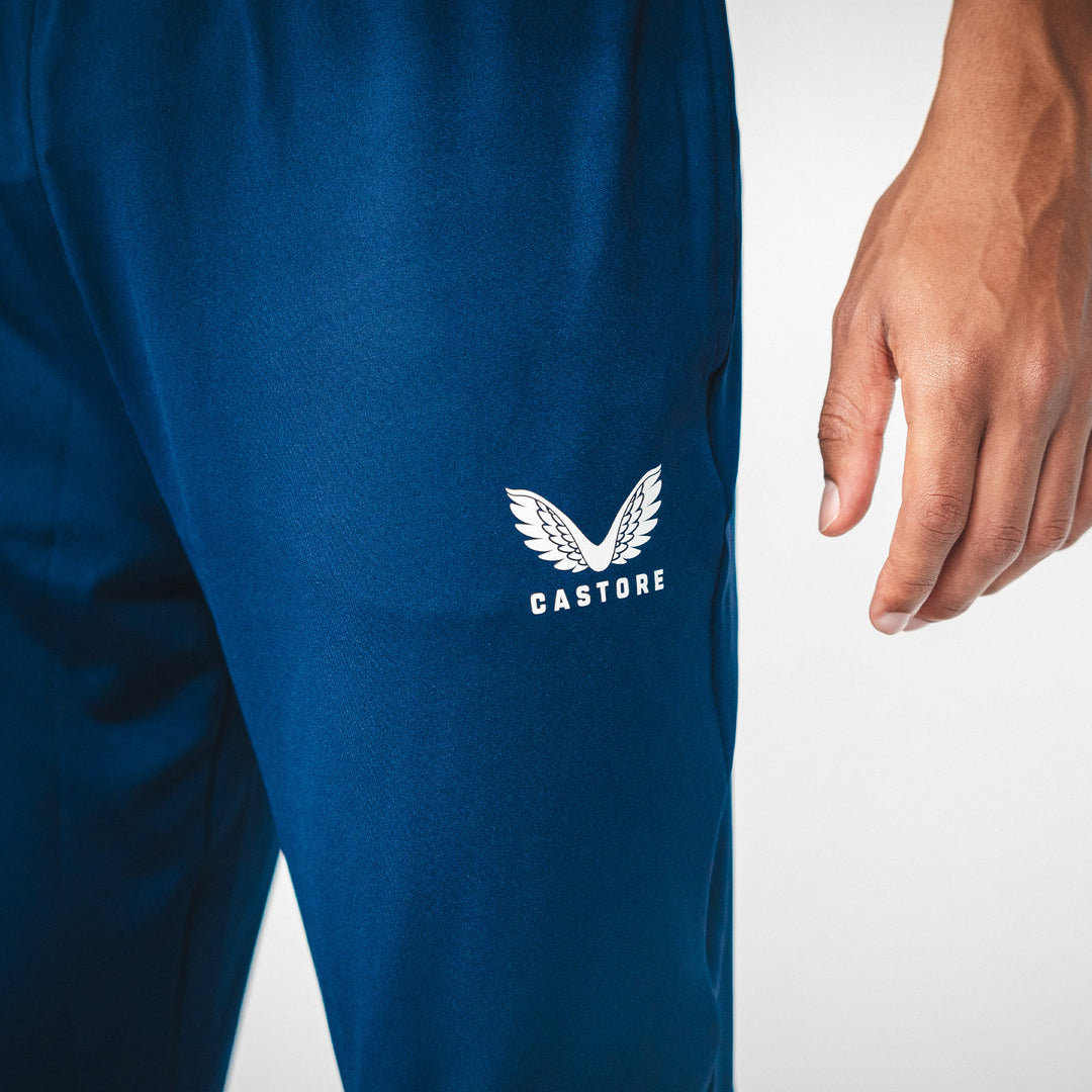 Trainingshose Castore mit Taschen navy Detail Castore