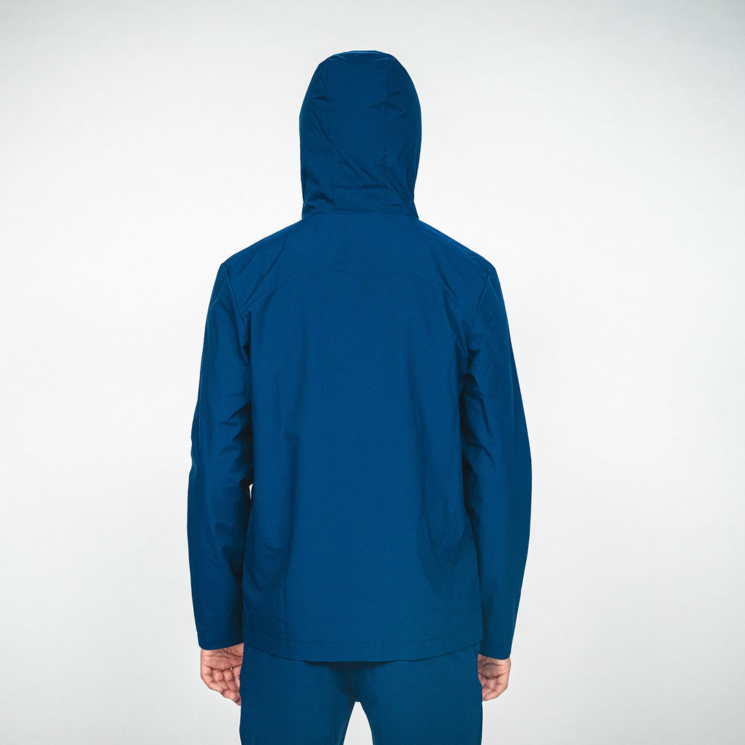 Regenjacke Castore navy Rückansicht mit Kapuze