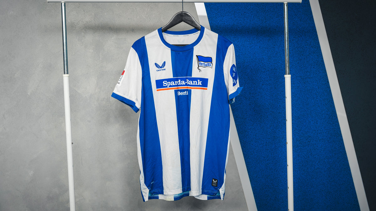Hertha Matchworn Heimtrikot Adewumi 19 #SGDBSC Vorderansicht