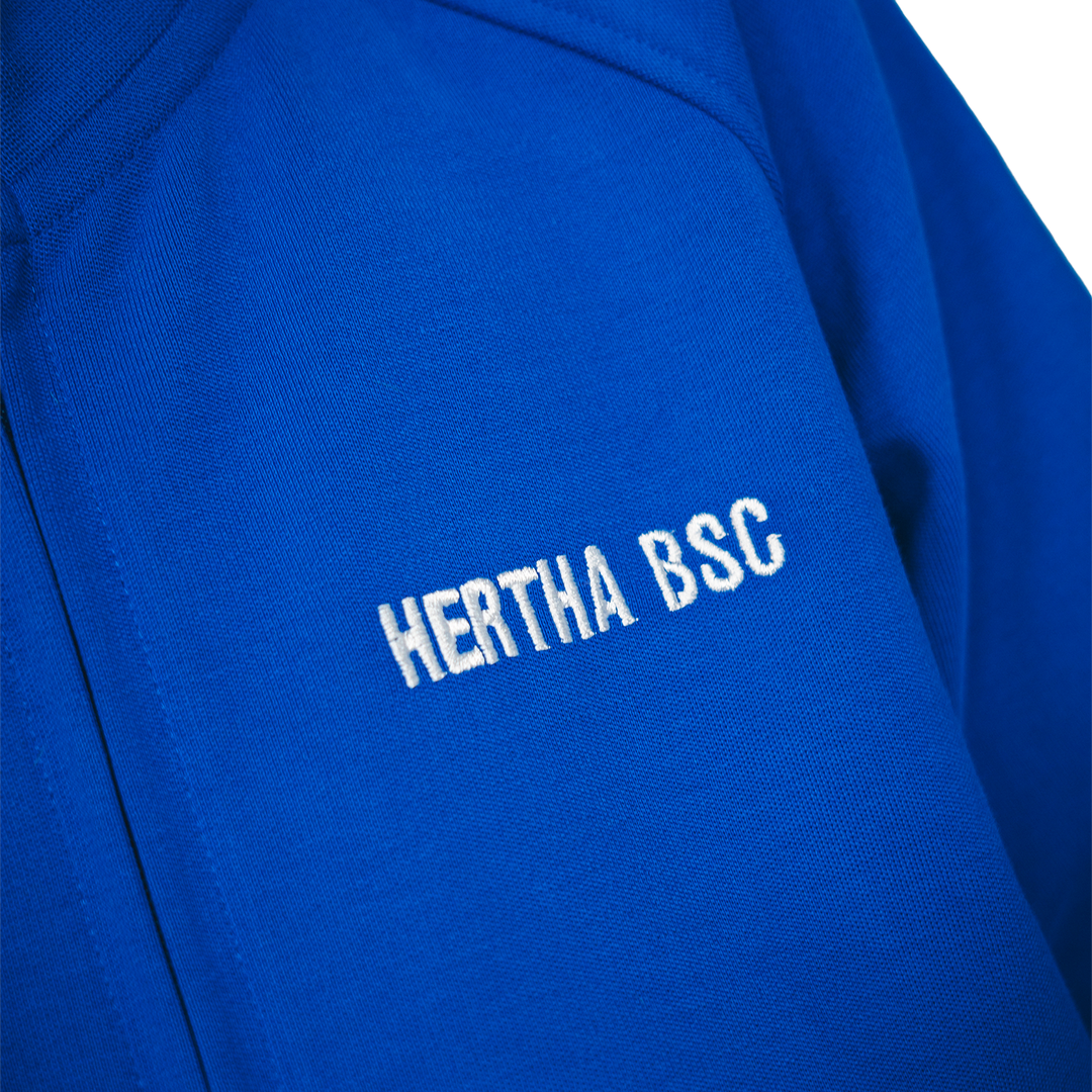 Hertha Jacke Sterne Kids Detail Brustbereich