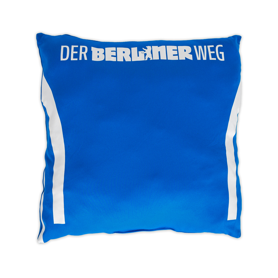 Hertha Kissen Upcycling Hertha BSC x MOOT Vorderansicht