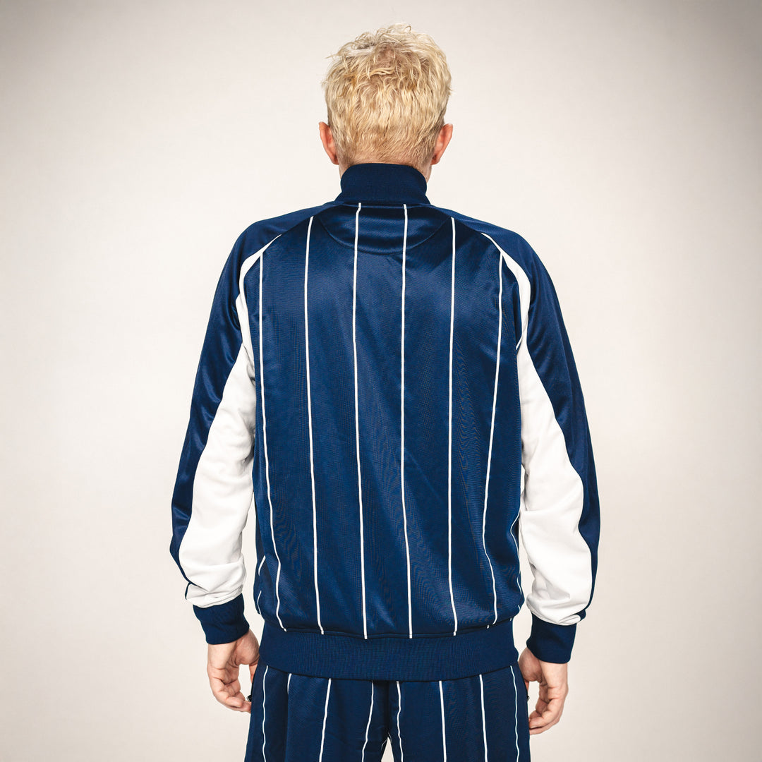 Hertha Jacke Nadelstreifen Navy Rückansicht Leo Kunz