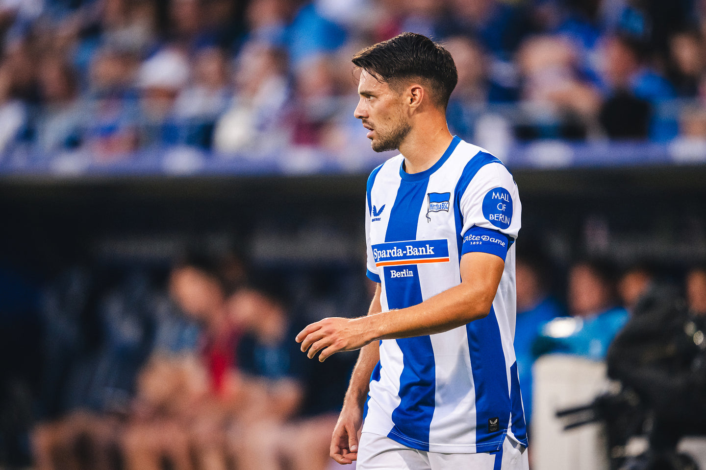 Hertha Matchworn Heimtrikot Brekalo 7 #VFLBSC im Spiel