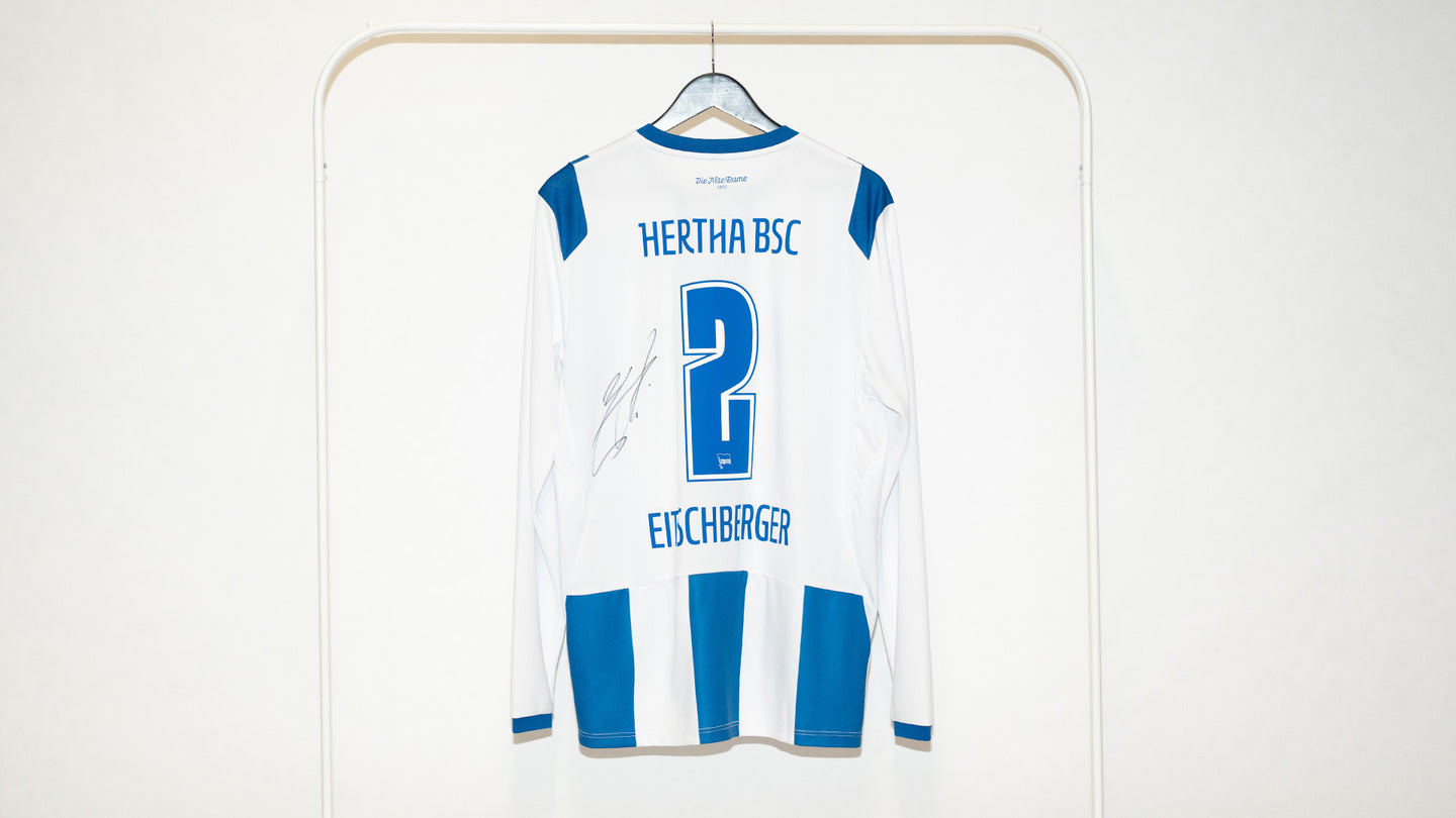 Hertha getragenes langarm Heimtrikot Julian Eitschberger #2 Rückenansicht