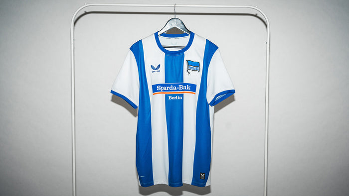 Hertha getragenes kurzarm Heimtrikot Pascal Klemens #41 Frontansicht