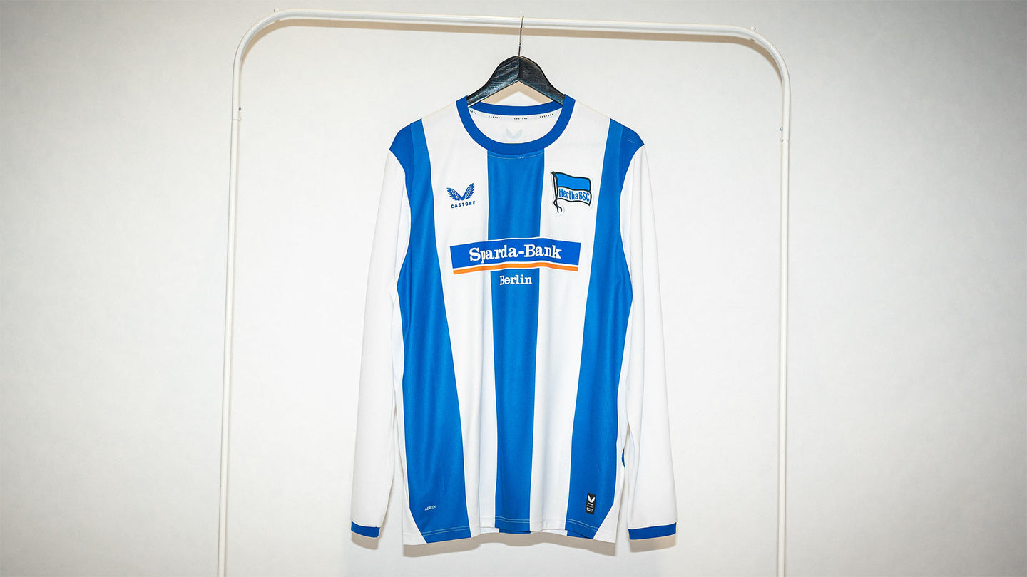 Hertha getragenes langarm Heimtrikot Selim Telib #47 Frontansicht