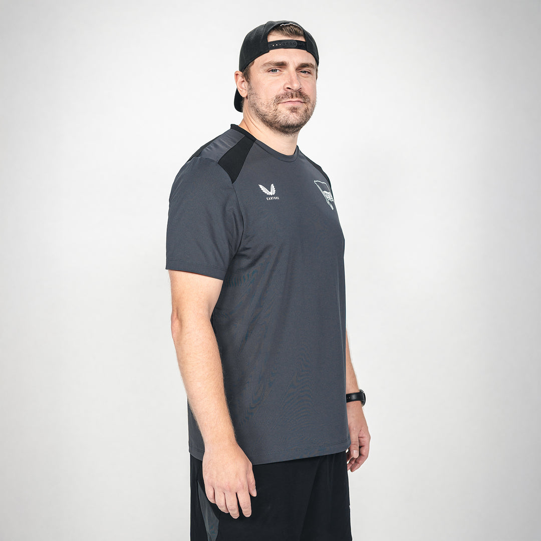 Hertha Trainingsshirt Profi 26/27 Trainerversion Seitenansicht