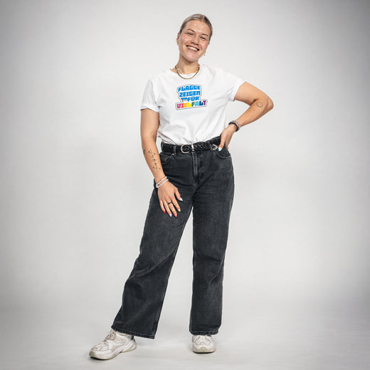 T-Shirt Flagge zeigen für Vielfalt Damen