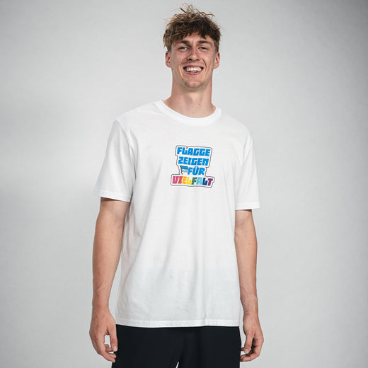 T-Shirt Flagge zeigen für Vielfalt
